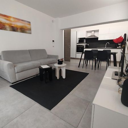 Ferienwohnung Pama Mar Imperia Exterior foto