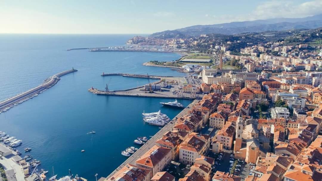 Ferienwohnung Pama Mar Imperia Exterior foto